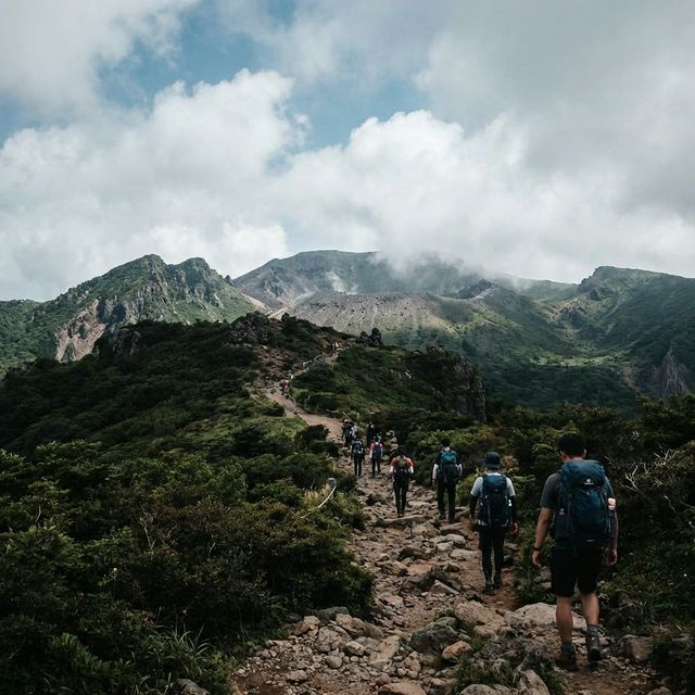 Exploring Hallasan: Conquering South Koreas Highest Peak on Jeju